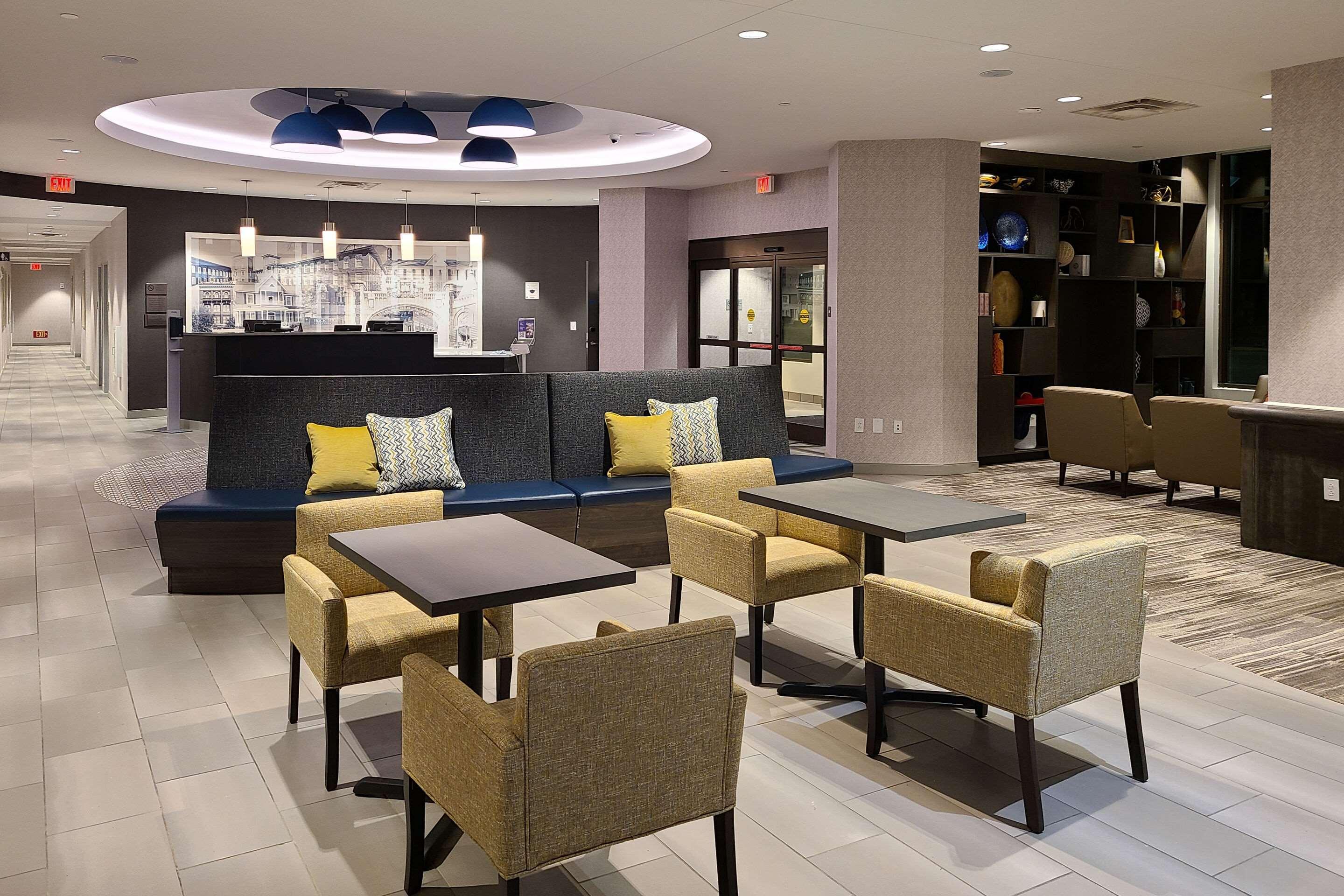 Cambria Hotel Rock Hill - University Center Bagian luar foto