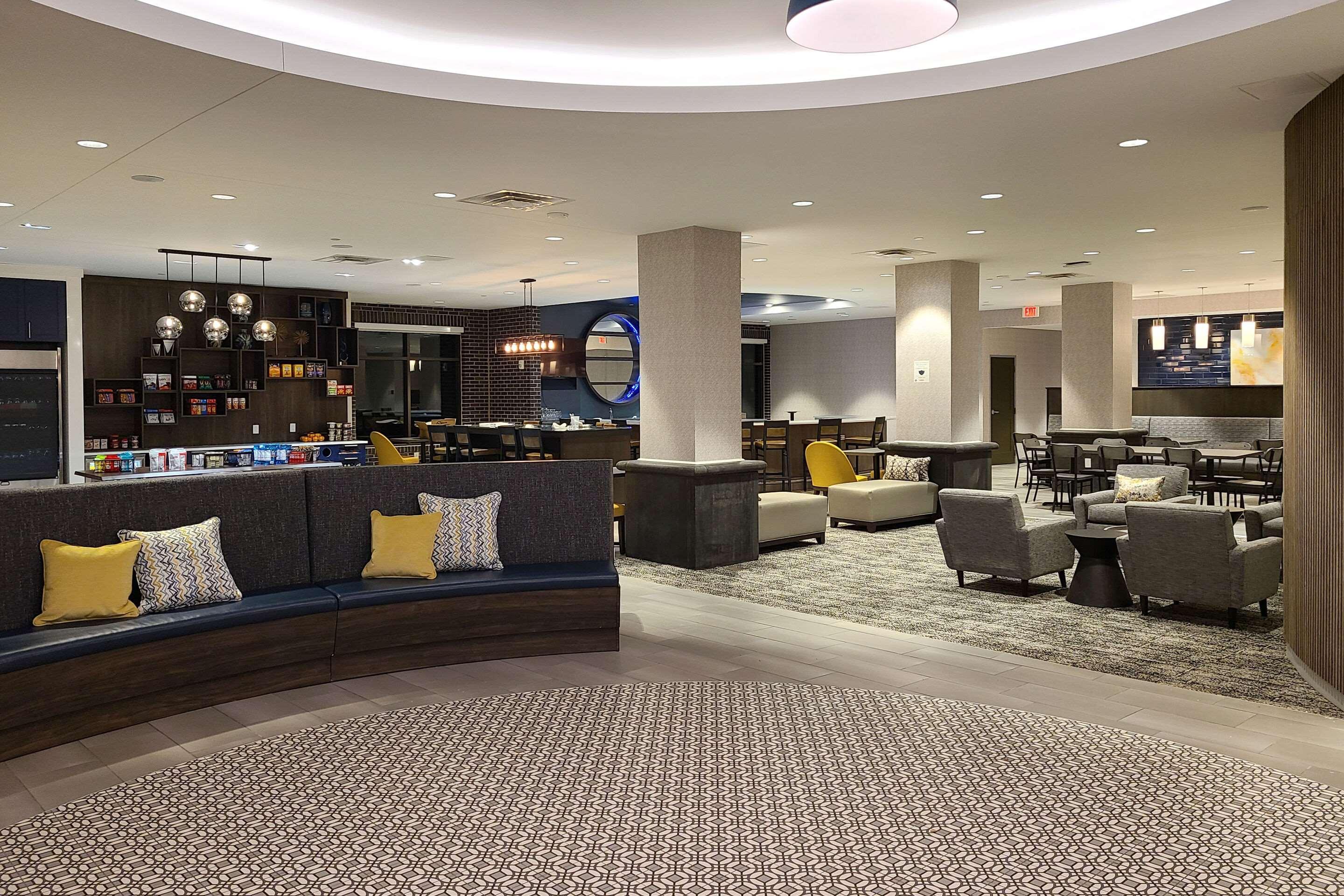 Cambria Hotel Rock Hill - University Center Bagian luar foto