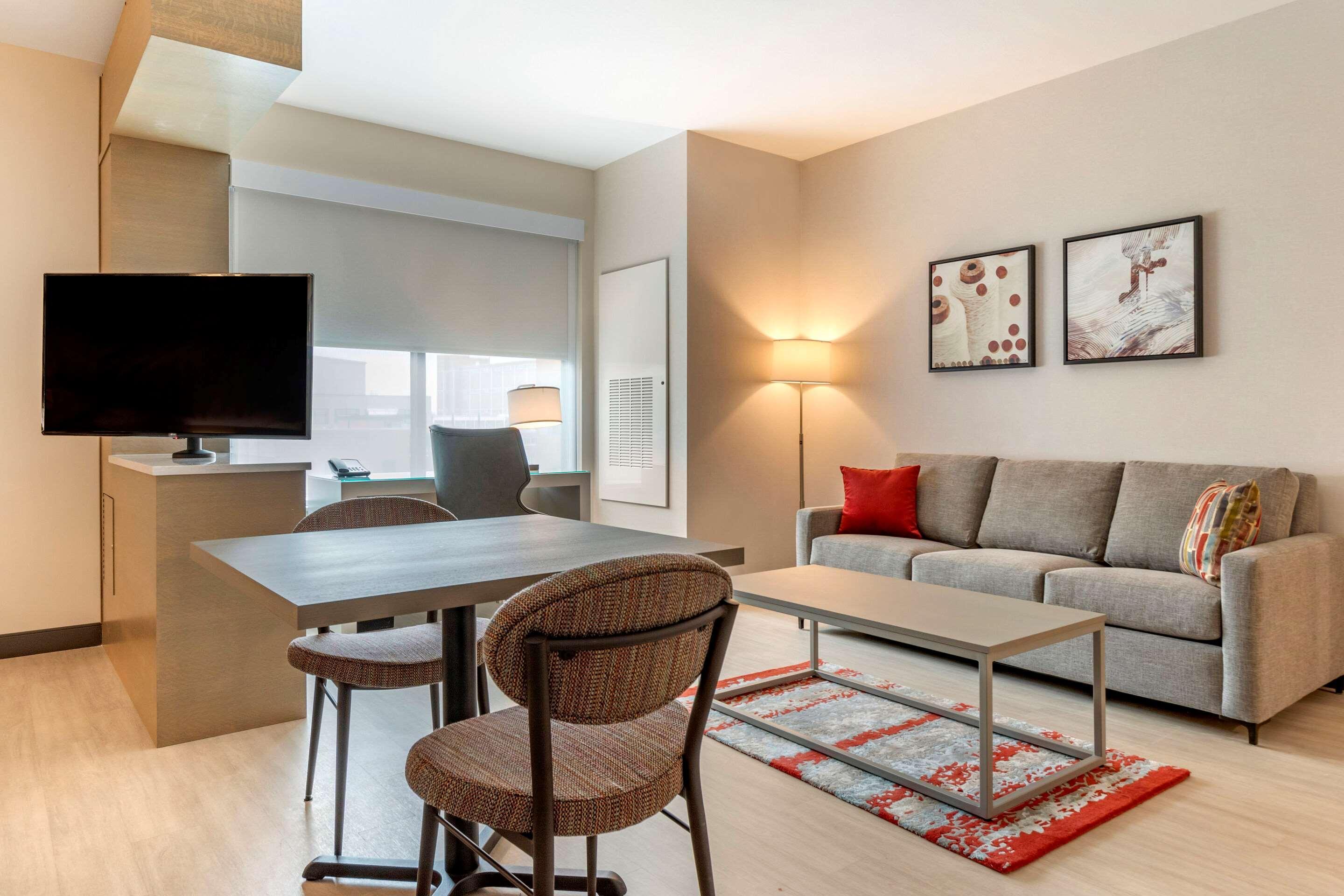 Cambria Hotel Rock Hill - University Center Bagian luar foto