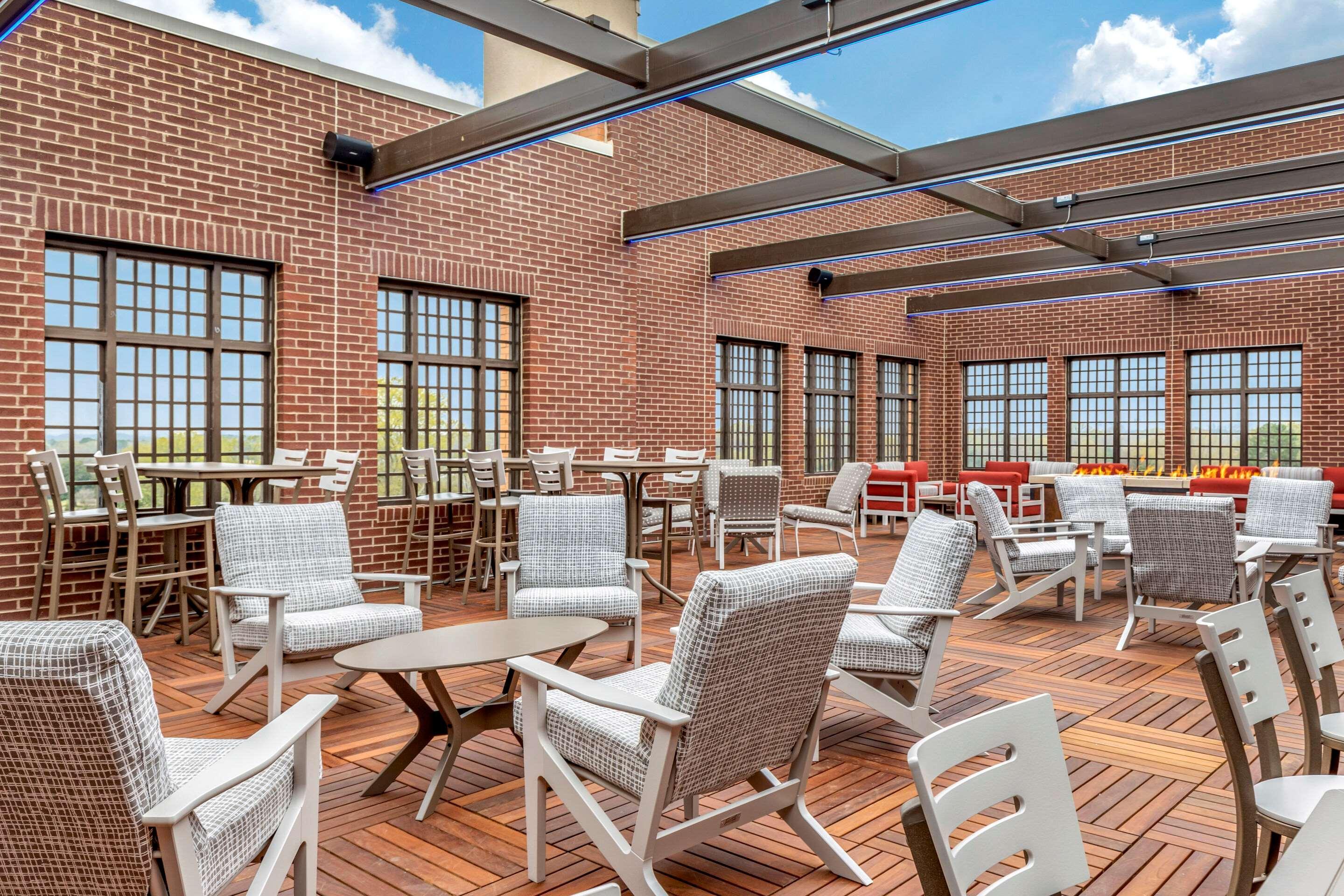 Cambria Hotel Rock Hill - University Center Bagian luar foto