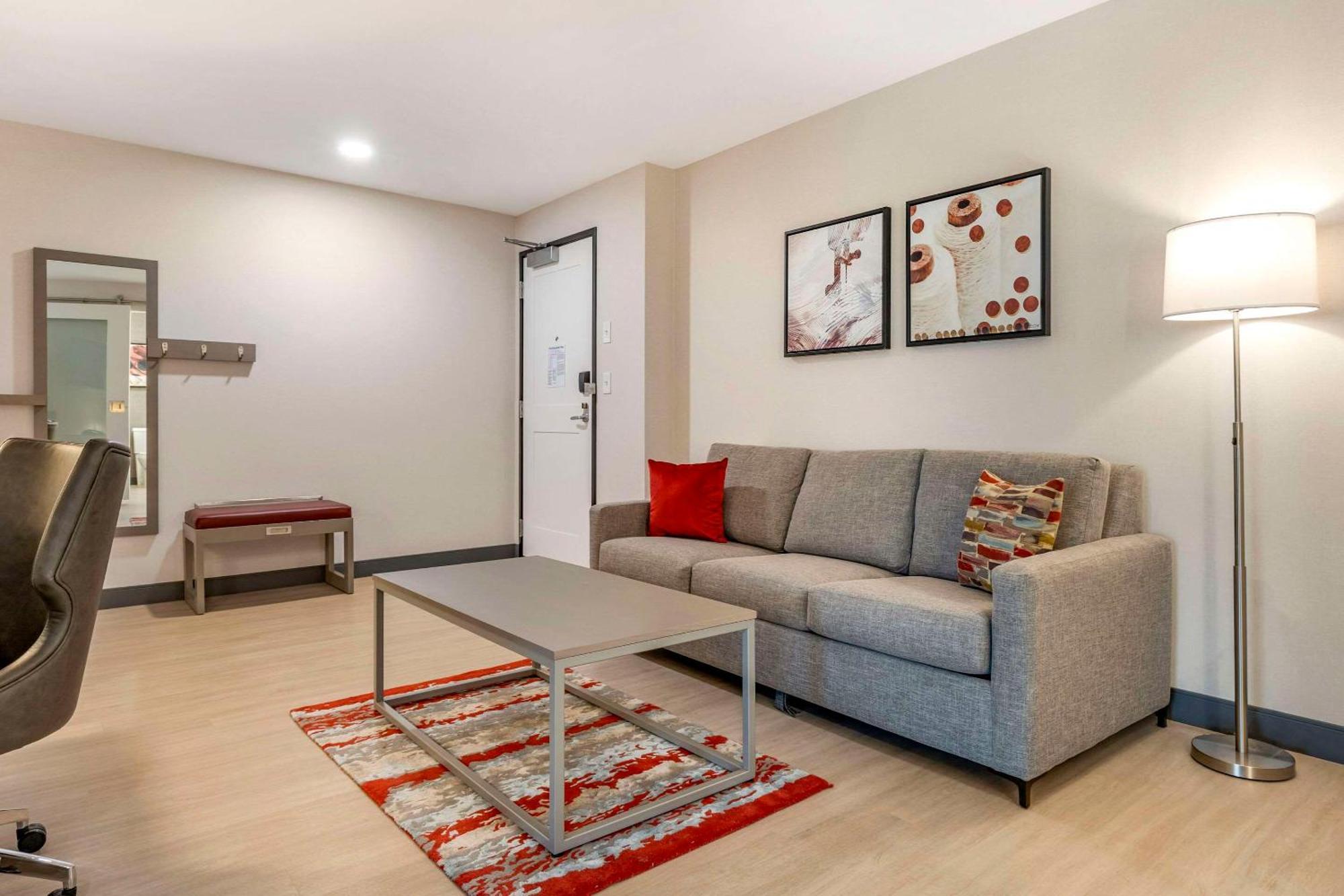 Cambria Hotel Rock Hill - University Center Bagian luar foto
