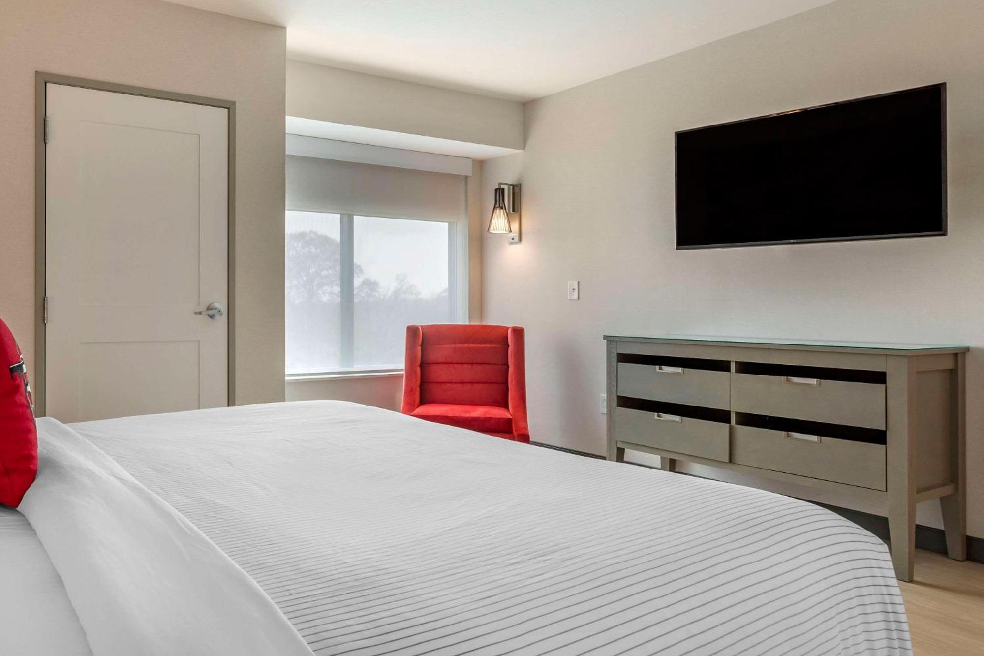 Cambria Hotel Rock Hill - University Center Bagian luar foto